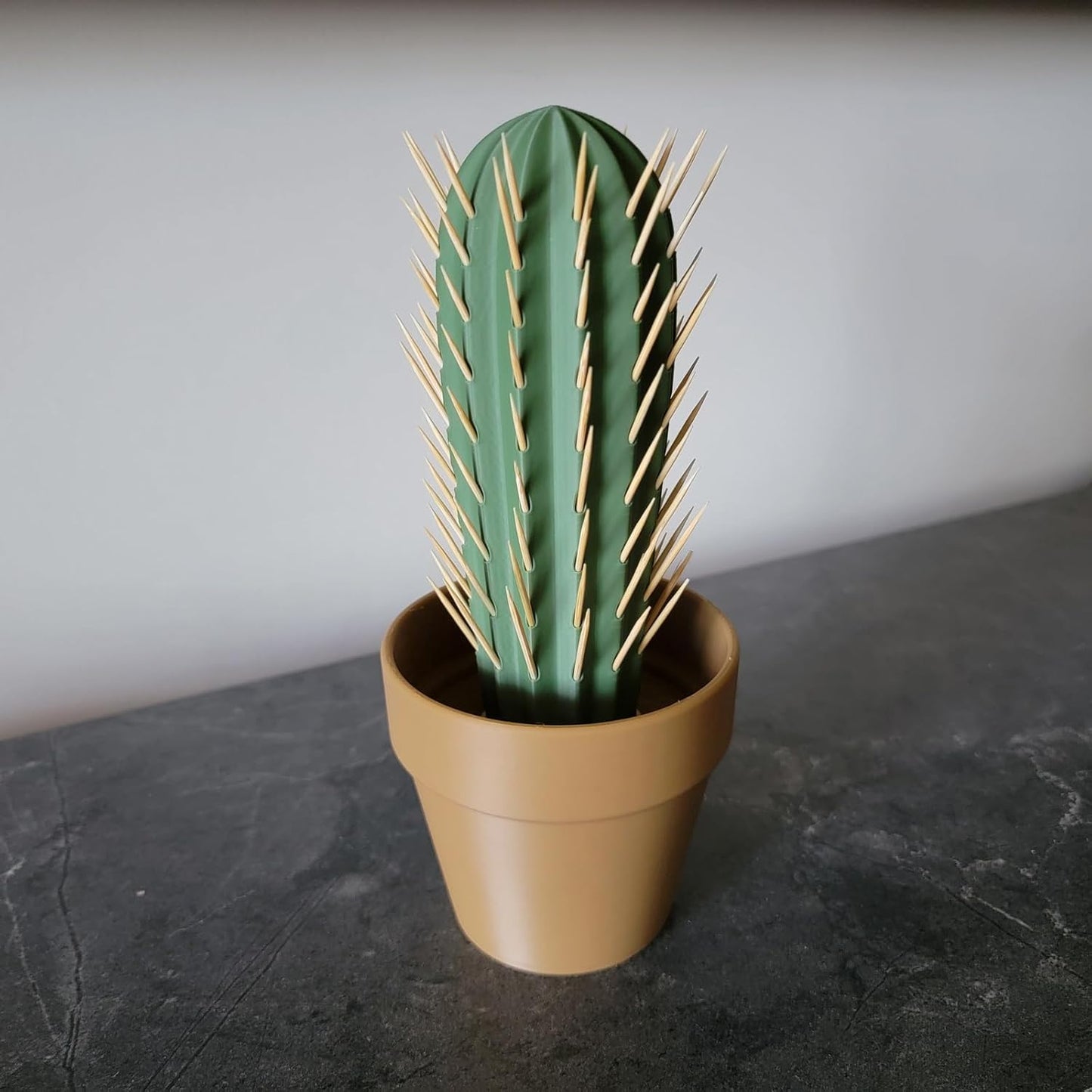 Automatisk tandstik dispenser i kaktus form