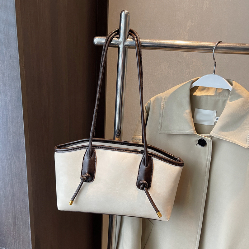 Skuldertaske i vegansk læder