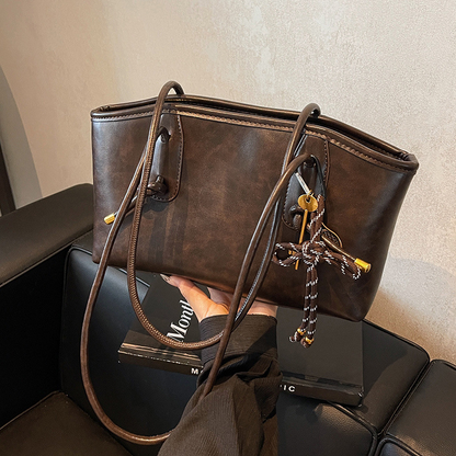 Skuldertaske i vegansk læder