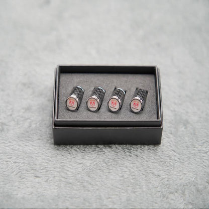 Luksus ventilhættesæt i kulfiberstil – Kulfiberlook – Universel til bil, motorcykel og cykel – Sporty hjulbeskyttelse – [4 stk.]