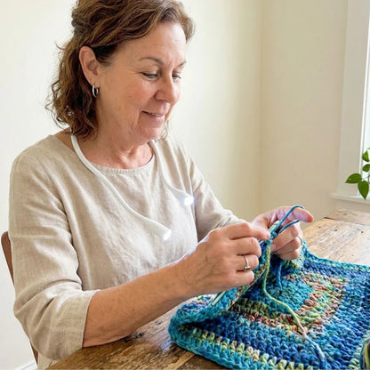 Genopladelig LED-nakkelampe til læsning og strikning (dæmpbar)